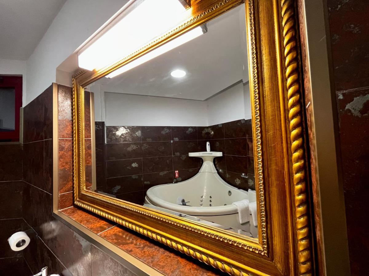 Riviera Unirii Residence บูคาเรสต์ ภายนอก รูปภาพ